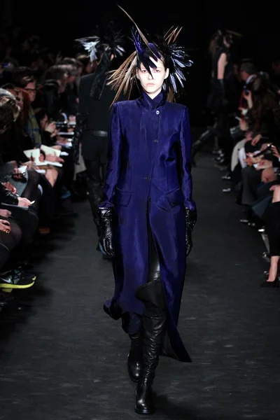 Look 22